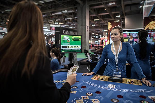 Macao gaming stocks see change in fortune