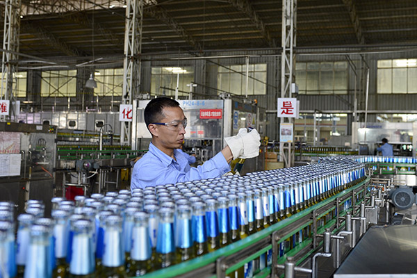 China Resources to buy out stake in Snow Breweries