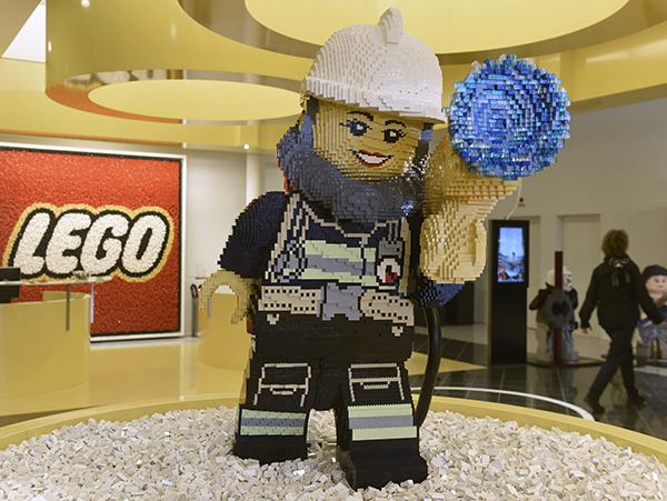 Lego to open largest retail store in Shanghai
