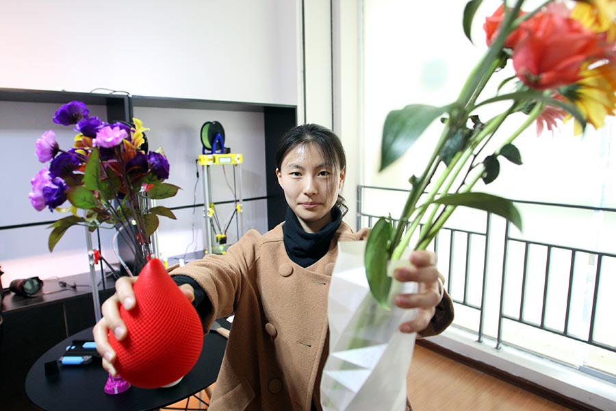 College students set up 3D printing studio in Harbin