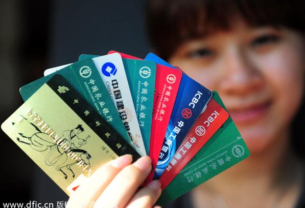 China's bankcard consumer confidence rebounds in March