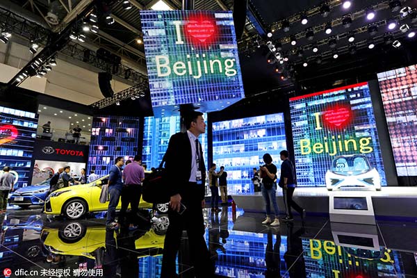 Mandarin becomes a new vehicle for automakers to woo customers