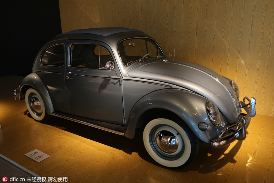 Antique cars, typewriter and telephone on display in Shanghai