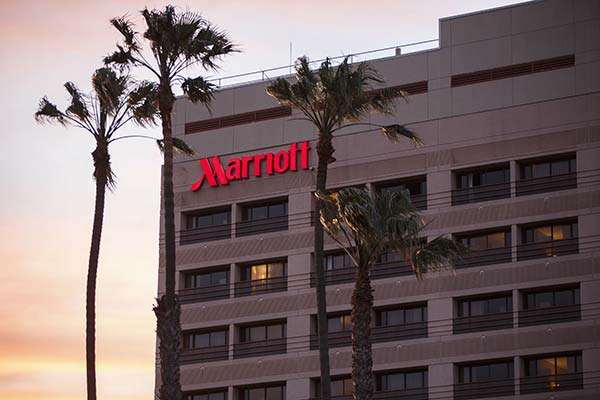 China extends Marriott-Starwood deal review