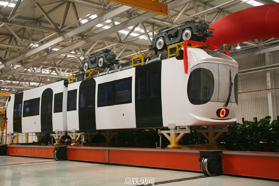 China's first sky train off assembly line