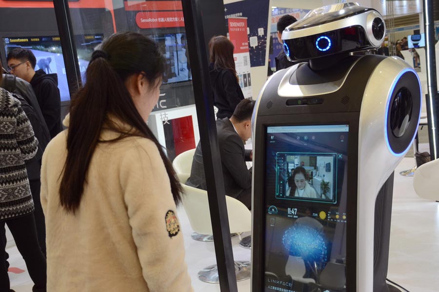 Robots on the move in Shanghai