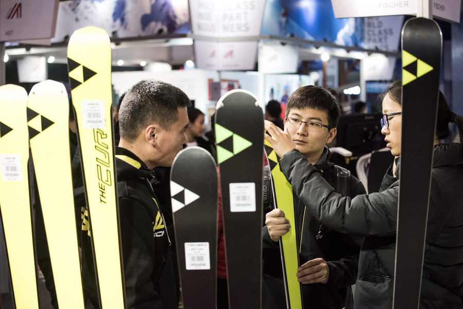 Outdoor sports enthusiasts get inspired at Beijing expo