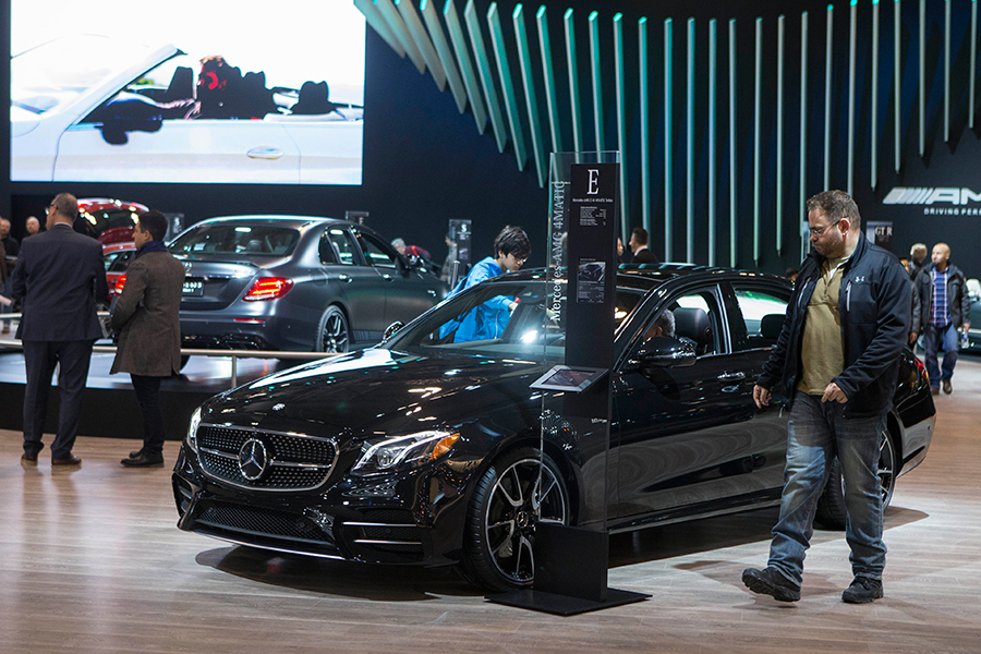 Canada auto show: From steam buggy to hypercar