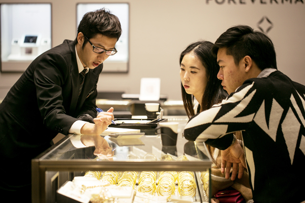 Millennials sparkle with diamonds