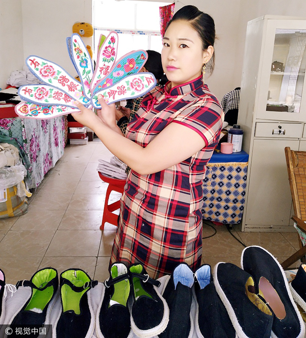 Single mom increases popularity in handmade shoes