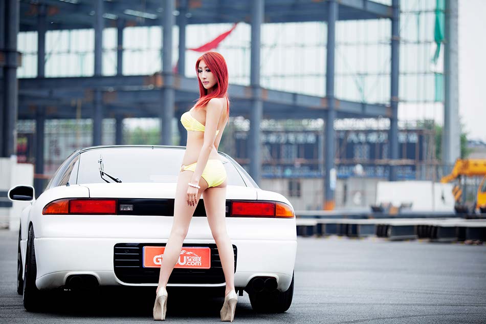 Model with modified Mitsubishi 3000GT