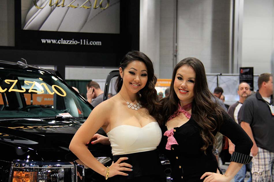 Hot models at SEMA Show[11]|chinadaily.com.cn