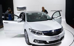 Qoros 3 Hatch, eBIQE Concept debut China