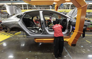 China's car output, sales top 11m units