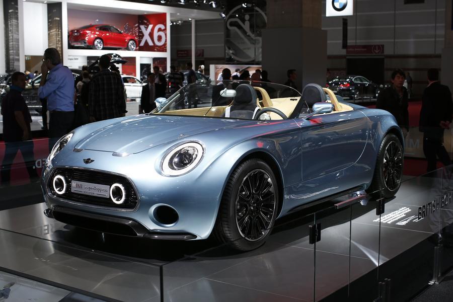 Highlights at Paris auto show