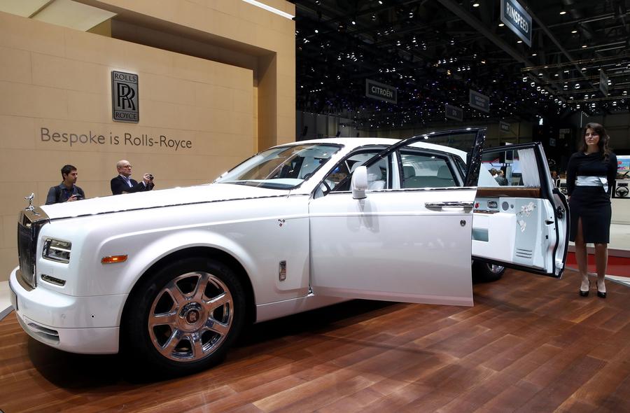 Chinese hand-dyed silk used in Rolls-Royce in Geneva