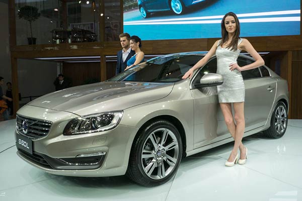 Geely takes Volvo sedans to US