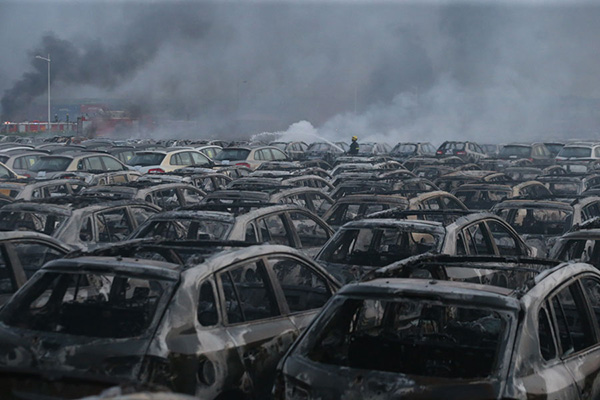 Almost ten thousand new cars ruined in Tianjin blasts