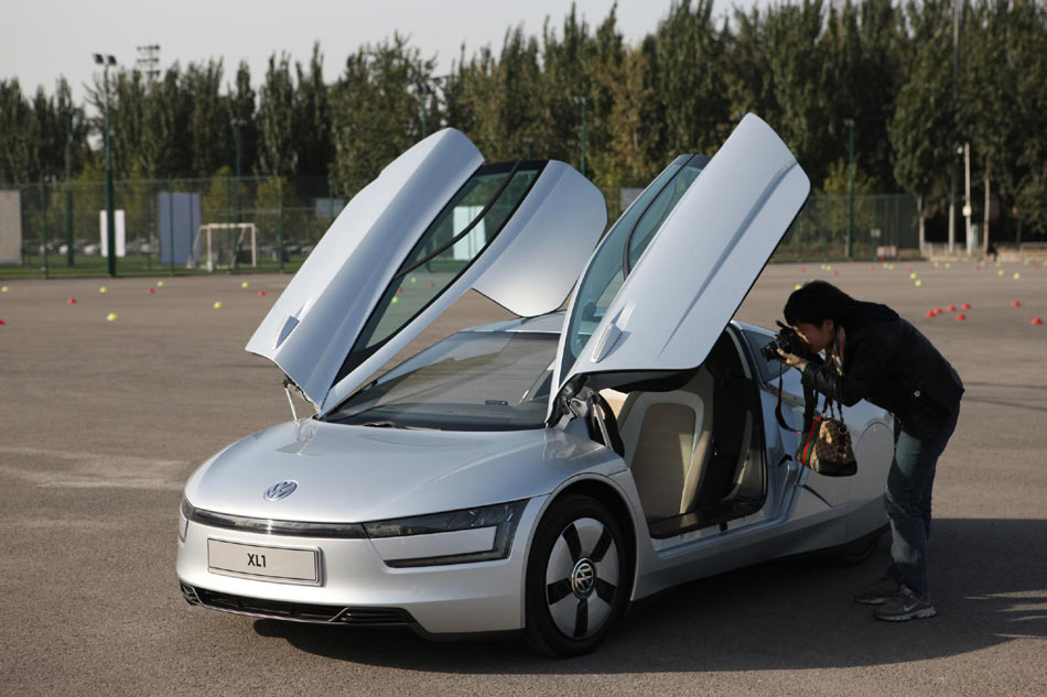 World's first 1-liter car debuts in Beijing