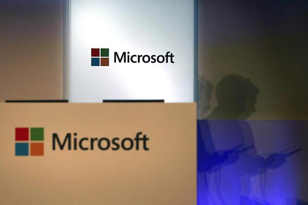 Microsoft planning huge job cuts to cope with Nokia unit integration