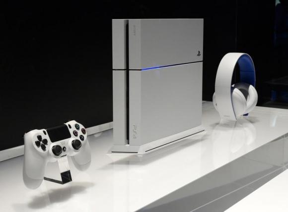 Sony to delay sale of PlayStation 4 in China