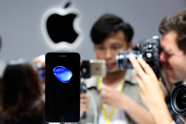 Apple loses its shine in China