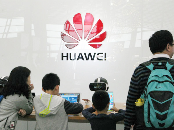 Huawei seeking driver's seat in industry