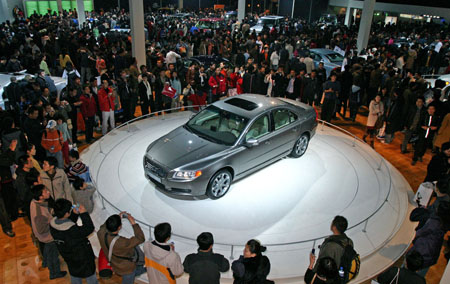 Auto expo witnesses peak weekend