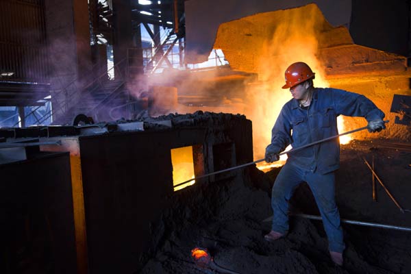 China's 2014 industrial profits up 3.3%