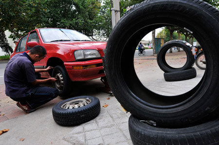 Unite against tire tariff hike, exporters urged
