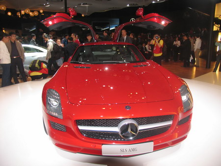 Mercedes-Benz SLS AMG