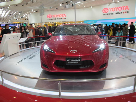 Toyota FT-86