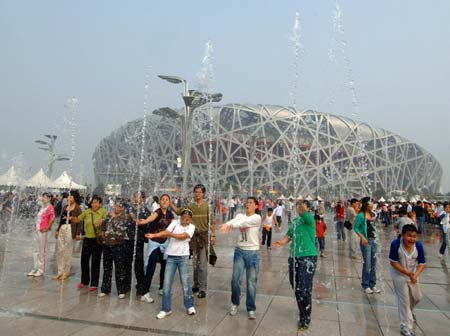 Olympic venues help draw record visitors