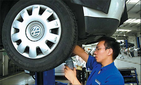 Auto: VW-In early, on top