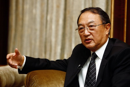 Legend chief Liu models expansion plans after Li Ka-shing