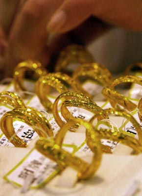 Mainland gold jewelry sales to dazzle