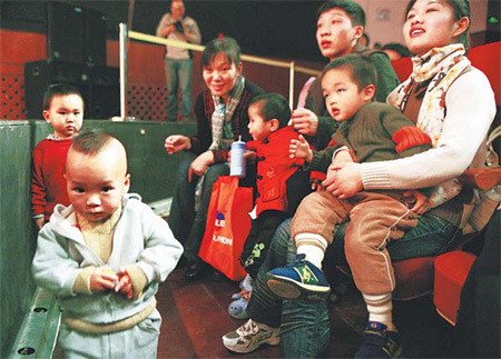 Charity show raises money for burned children