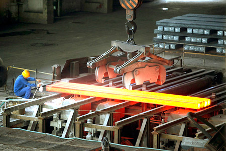Small steel mills face 'big' problems