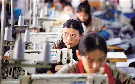 Trade volume surges despite protectionism