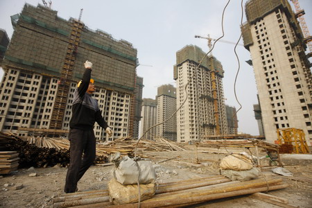 Shanghai sets target for home-price rise