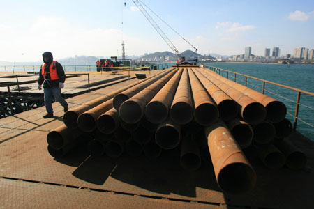 China's first anchored suspension bridge starts offshore construction