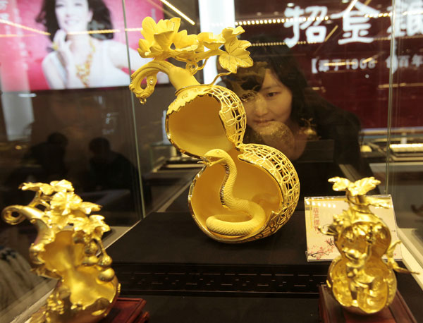 International Jewelry Fair kicks off in Beijing