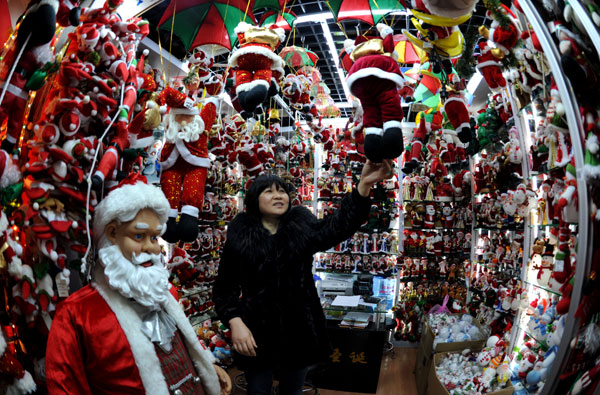 Domestic demand for Christmas products rise