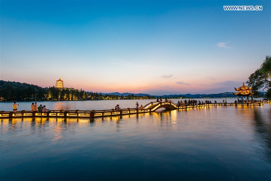 Scenery of West Lake in E China's Zhejiang