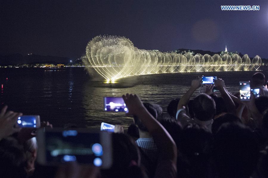 Scenery of West Lake in E China's Zhejiang