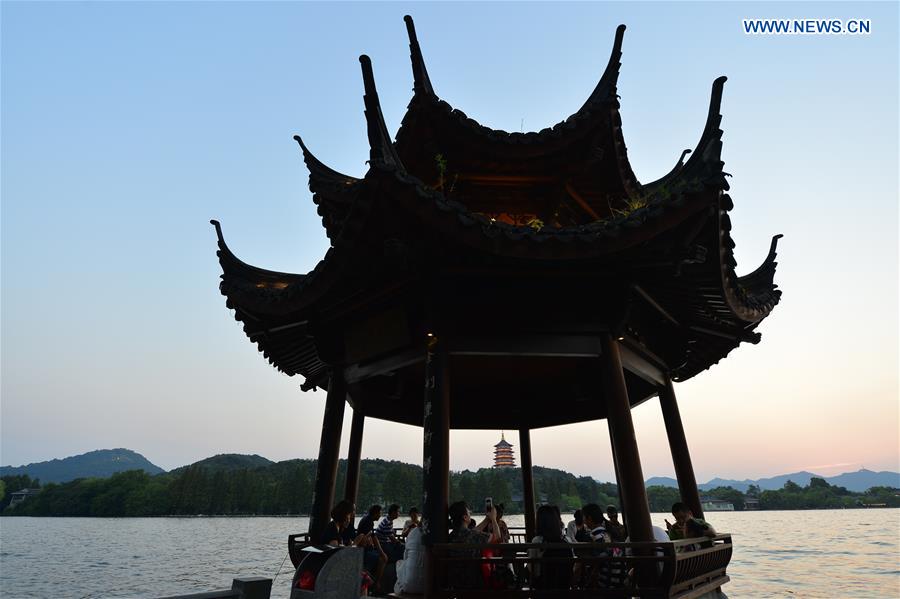 Scenery of West Lake in E China's Zhejiang