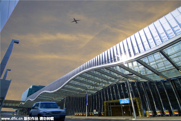 Top 10 best airports in the world