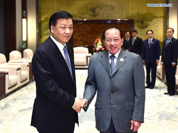 Senior CPC official meets foreign World Internet Conference guests