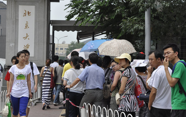 Students' summer pilgrimage to top universities