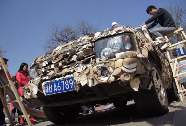 Land Rover clad in porcelain